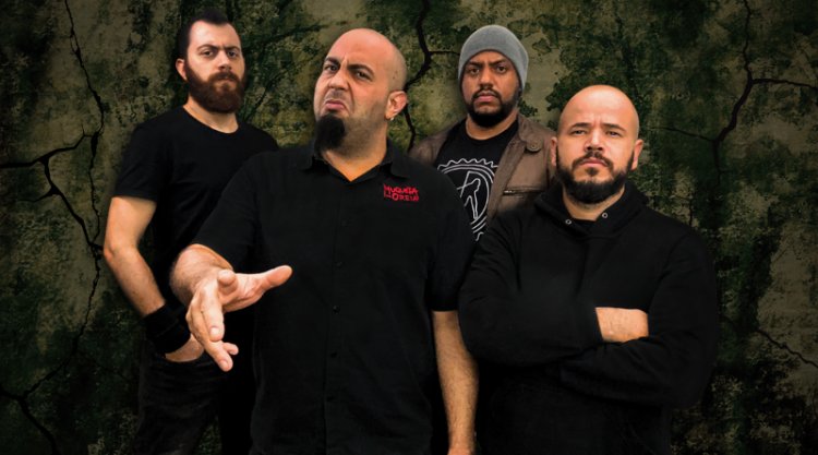 Muqueta na Oreia chega aos 19 anos de trajetória com o lançamento do EP "MNO"