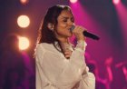 Julia Vitória lança álbum deluxe com canção inédita após “Ao Vivo na Ópera de Arame”
