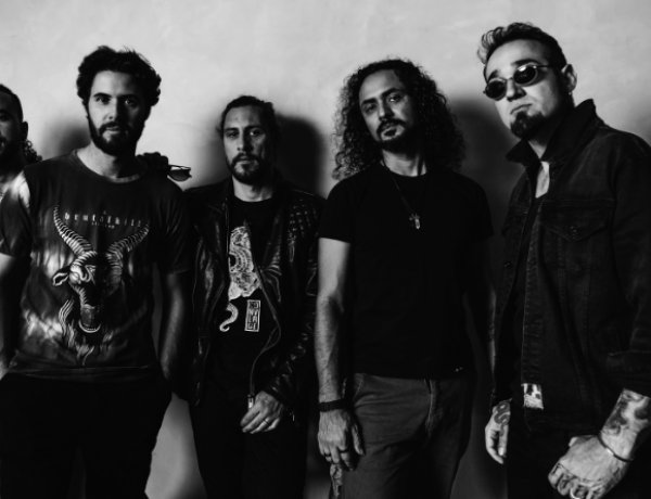 Seeker Becomes Seer lança álbum autointitulado de estreia