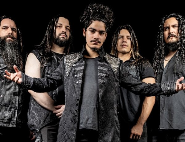Armiferum lança o álbum "Reach for the Light" remixado
