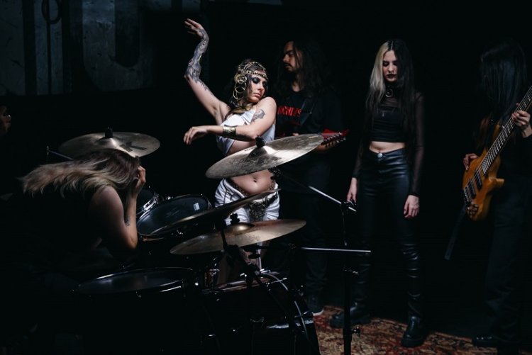 Ammit lança videoclipe de "Scale of Hearts"