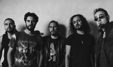 Seeker Becomes Seer: um abismo de memória, presente e devir do rock/metal