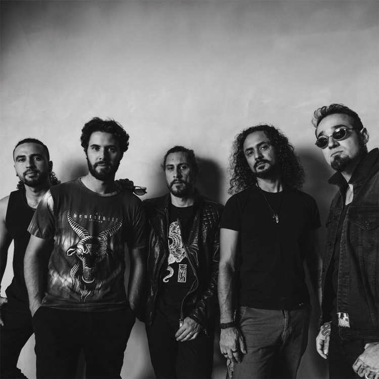 Seeker Becomes Seer: um abismo de memória, presente e devir do rock/metal